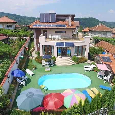 Guest House Camellia Berkovitsa Exterior photo