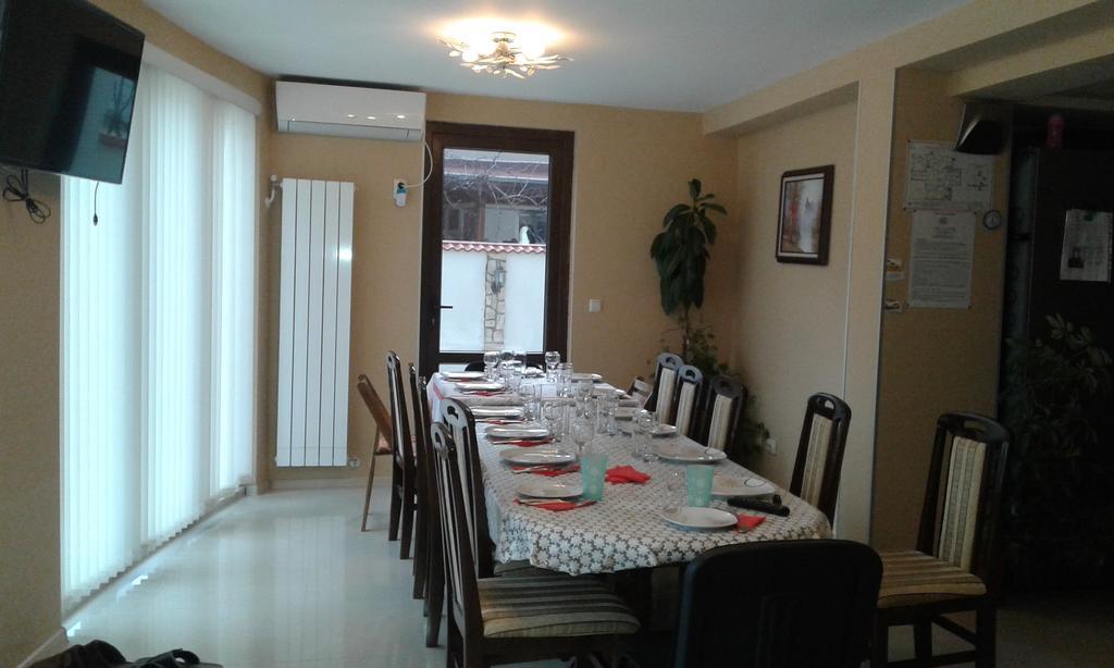 Guest House Camellia Berkovitsa Exterior photo