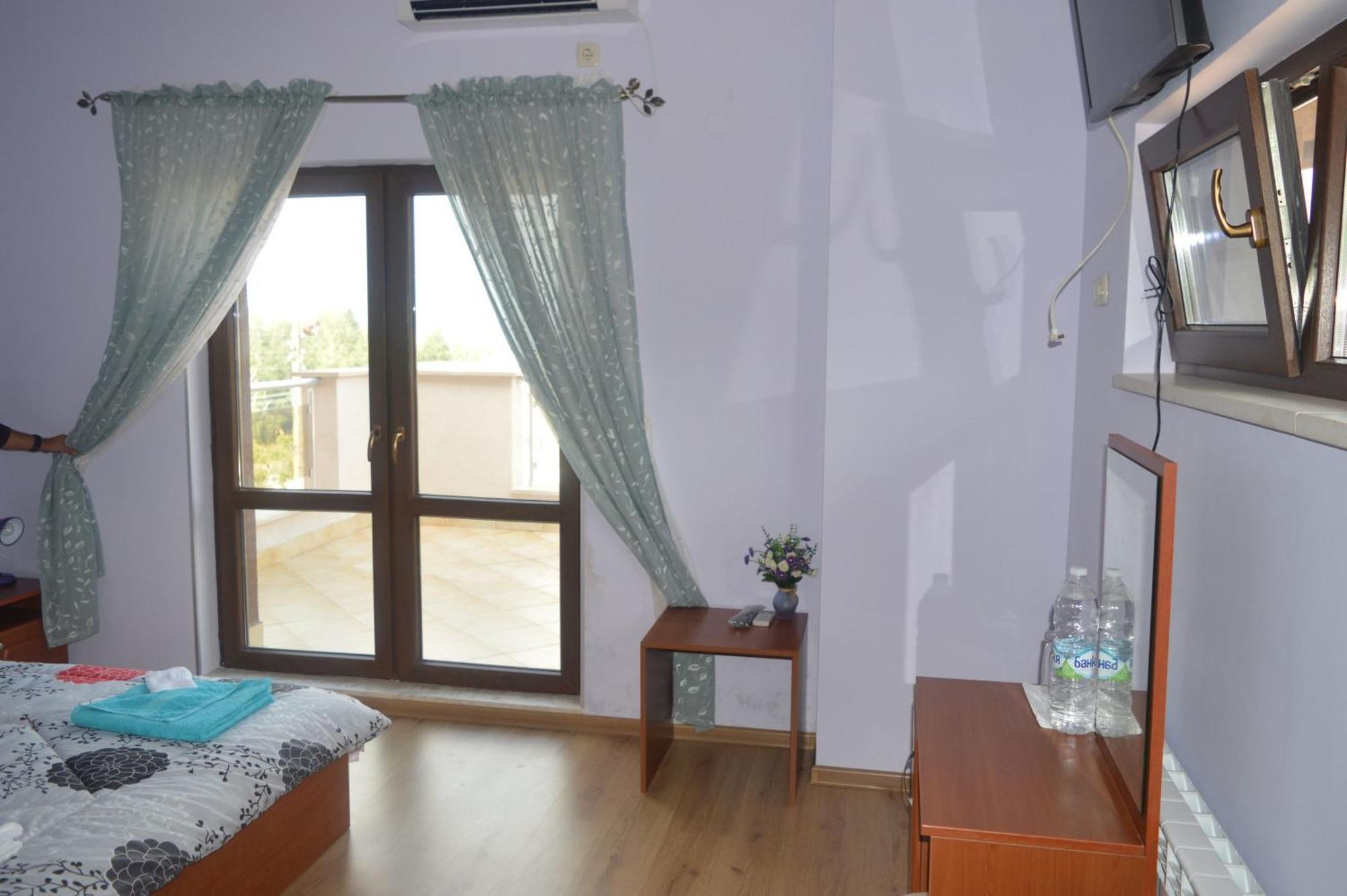 Guest House Camellia Berkovitsa Exterior photo