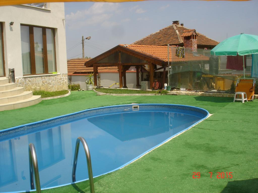 Guest House Camellia Berkovitsa Exterior photo