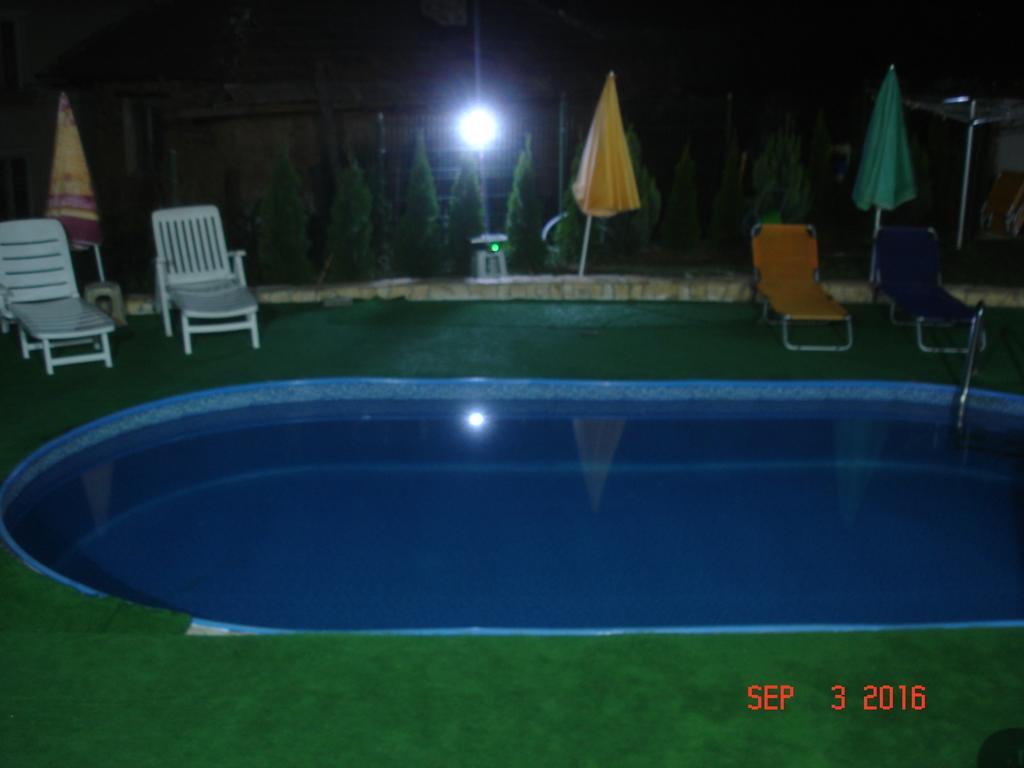 Guest House Camellia Berkovitsa Exterior photo